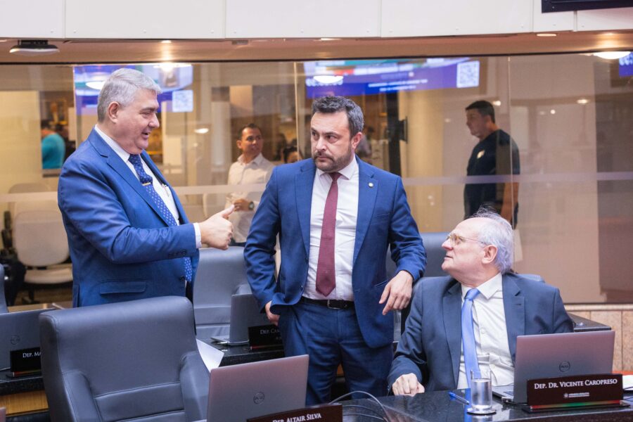 - Deputado Marcius Machado (PL) 
- Deputado Dr. Vicente Caropreso (PSDB)