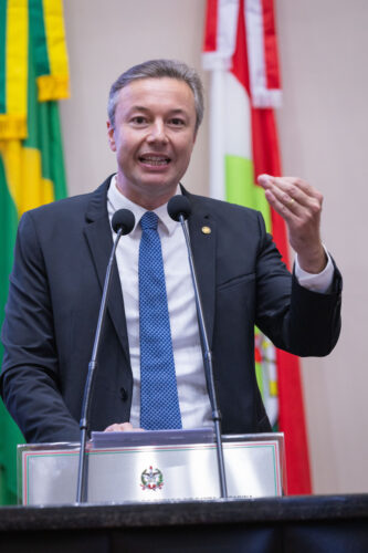 - Deputado Napoleão Bernardes (PSD)