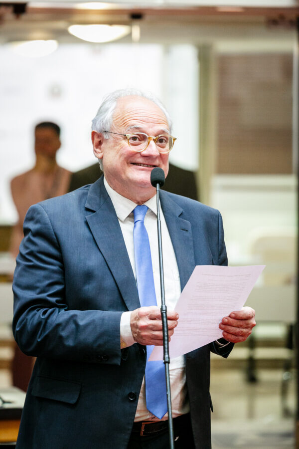 - Deputado Dr. Vicente Caropreso (PSDB)