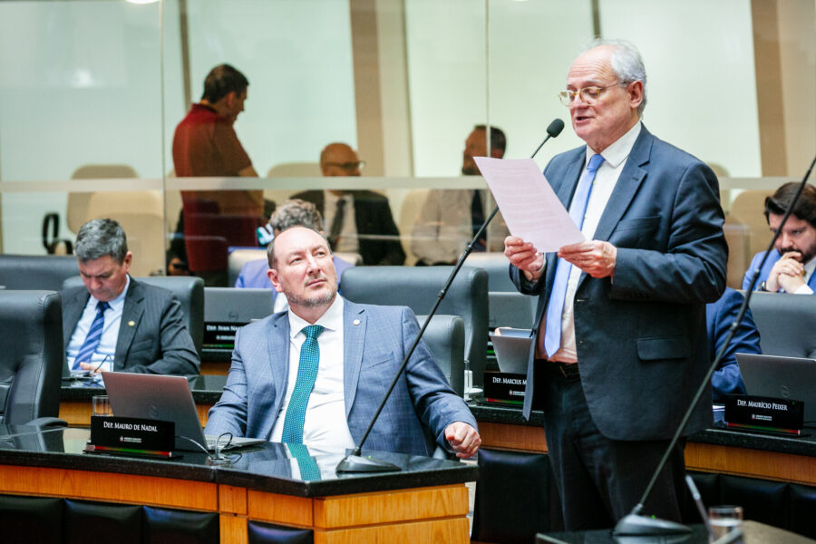 - Deputado Dr. Vicente Caropreso (PSDB)