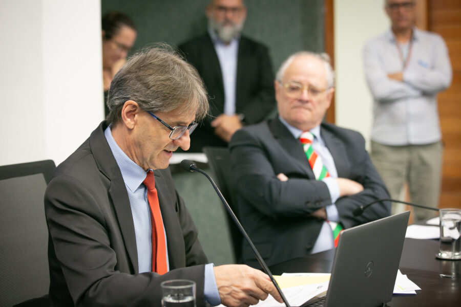 - Deputado Neodi Saretta (PT) 	
 - Deputado Dr. Vicente Caropreso (PSDB)