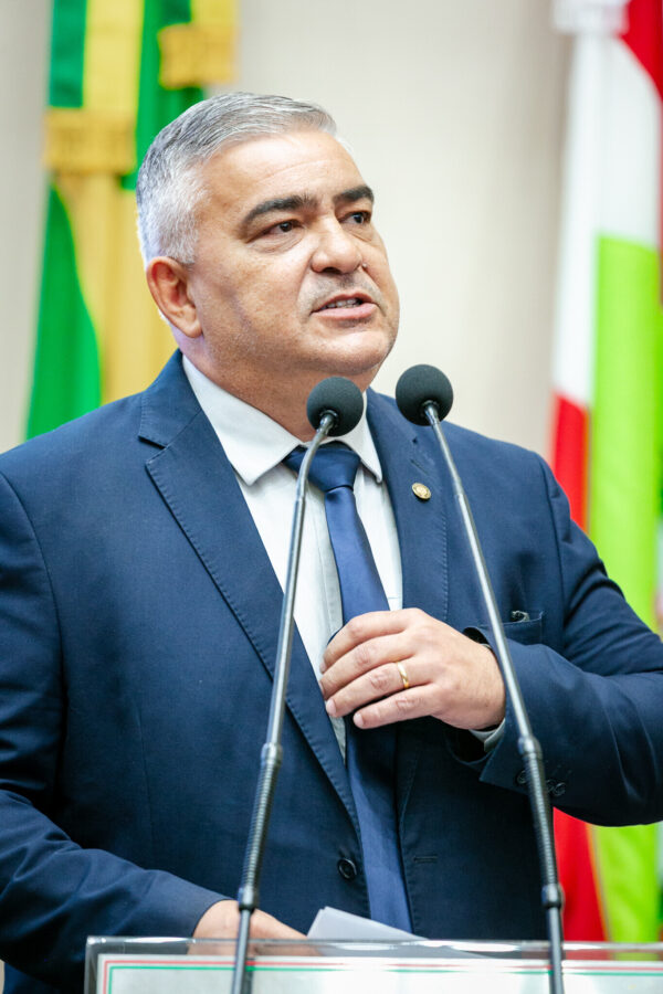 - Deputado Sargento Lima (PL)