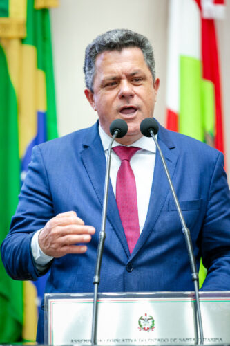 - Deputado Ivan Naatz (PL)