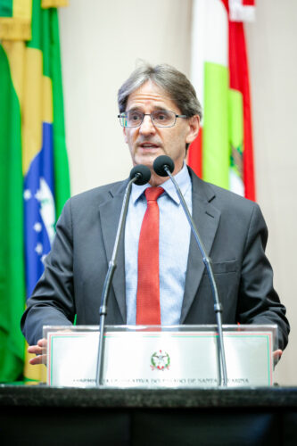 - Deputado Neodi Saretta (PT)