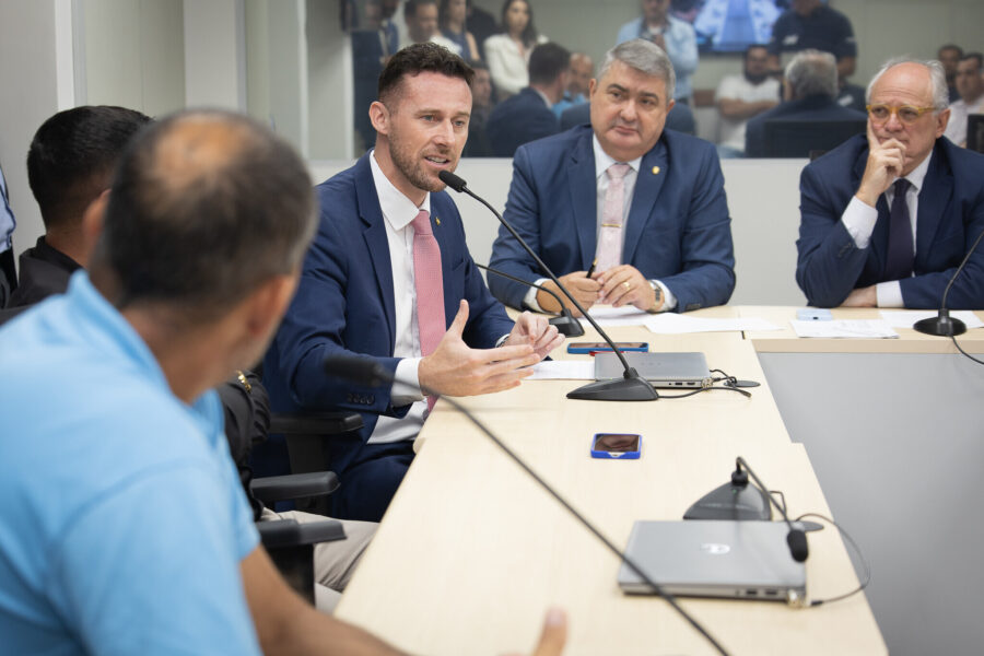 - Deputado Fernando Krelling (MDB) 	 - Deputado Antídio Lunelli (MDB) - Deputado Dr. Vicente Caropreso (PSDB)