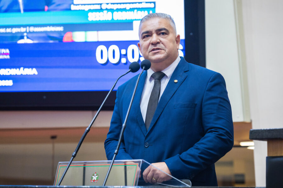 - Deputado Sargento Lima (PL)
