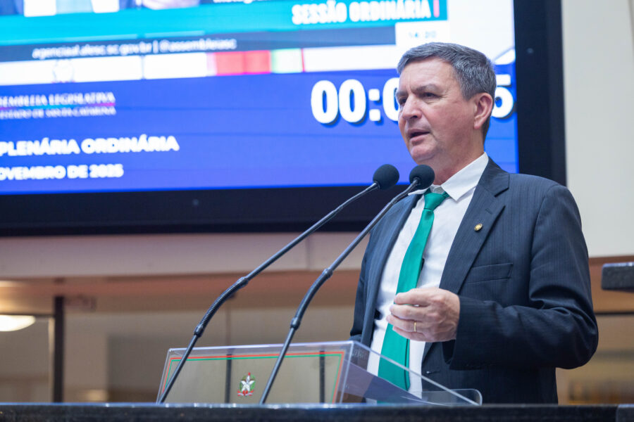 - Deputado Adilson Girard (MDB)