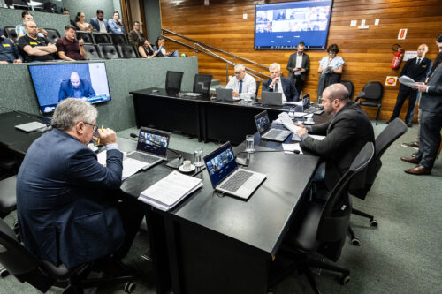 Comissão analisa PL sobre regras para abordagem de pessoas em casos de emergência