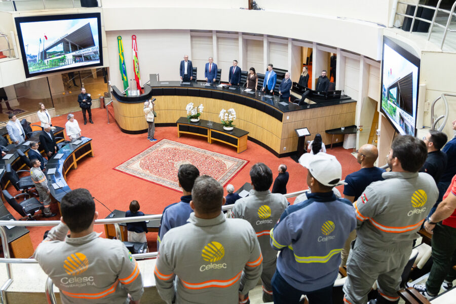 A solenidade aconteceu no Plenário da Assembleia Legislativa.