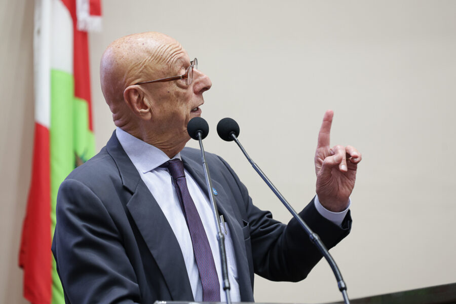- Esperidião Amin - Senador SC