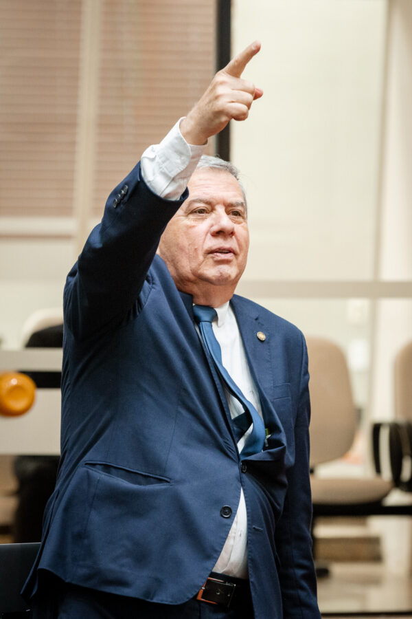 - Deputado Mário Motta (PSD)