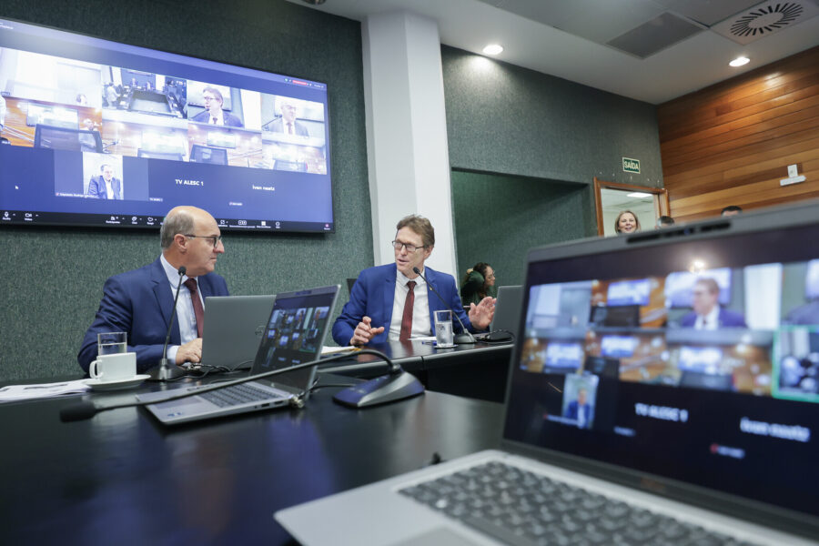 - Deputado José Milton Scheffer (PP)
 - Deputado Volnei Weber (MDB)