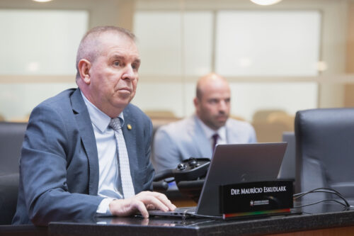 - Deputado Maurício Eskudlark (PL)