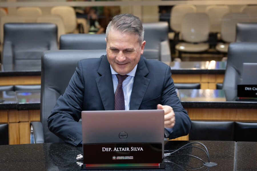 - Deputado Altair Silva (PP)