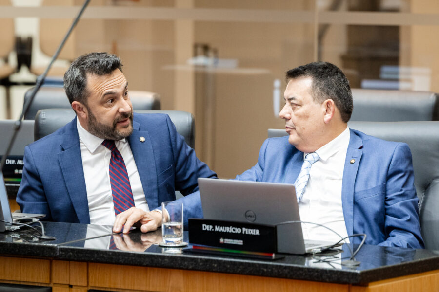 - Deputado Marcius Machado (PL) 
- Deputado Mauricio Peixer (PL)