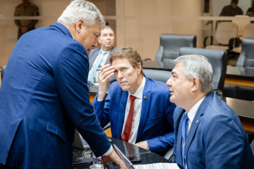 - Deputado Volnei Weber (MDB)
 - Deputado Antídio Lunelli (MDB)