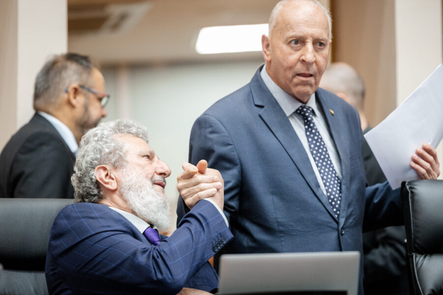 - Deputado Padre Pedro Baldissera (PT) 	
 - Deputado Oscar Gutz (PL)