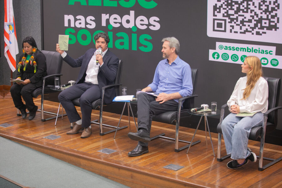 Kerexu, Marquito, Pedro Uczai e Rosa Maria