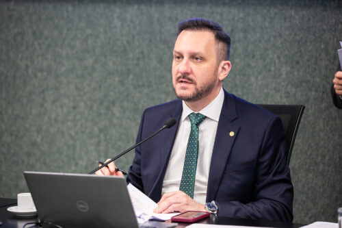 - Deputado Pepê Collaço (PP)