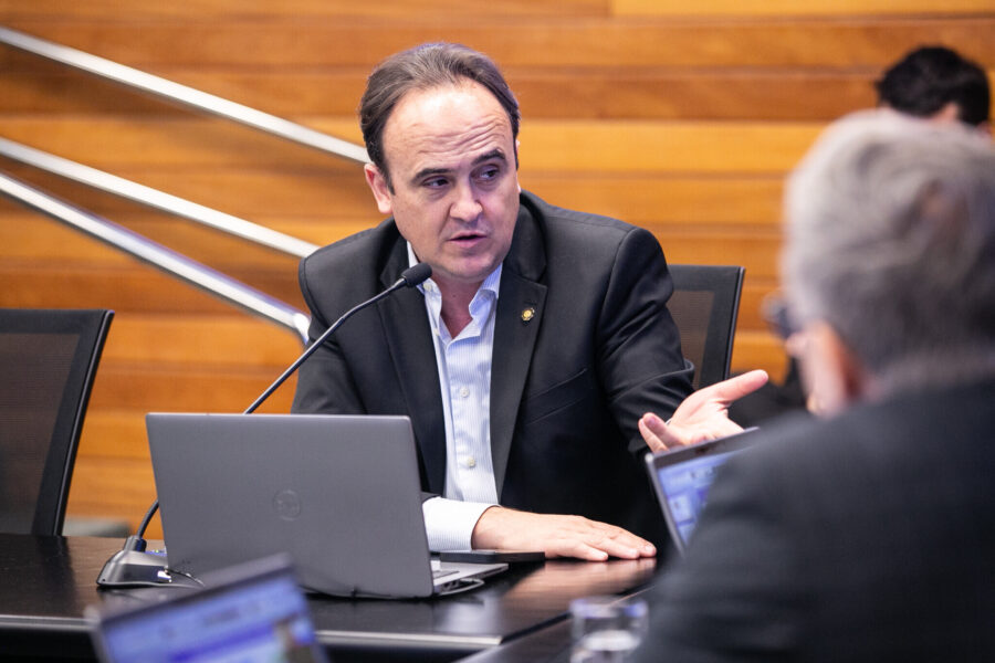 - Deputado Carlos Humberto (PL)