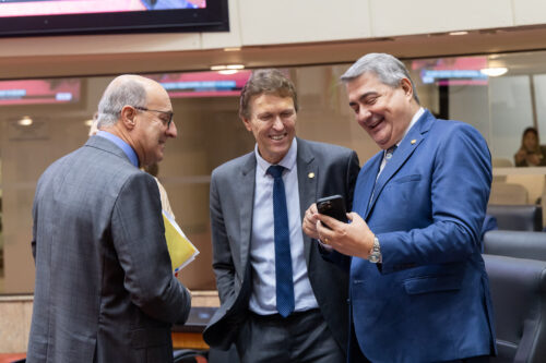 - Deputado José Milton Scheffer (PP)
 - Deputado Volnei Weber (MDB)
 - Deputado Antídio Lunelli (MDB)