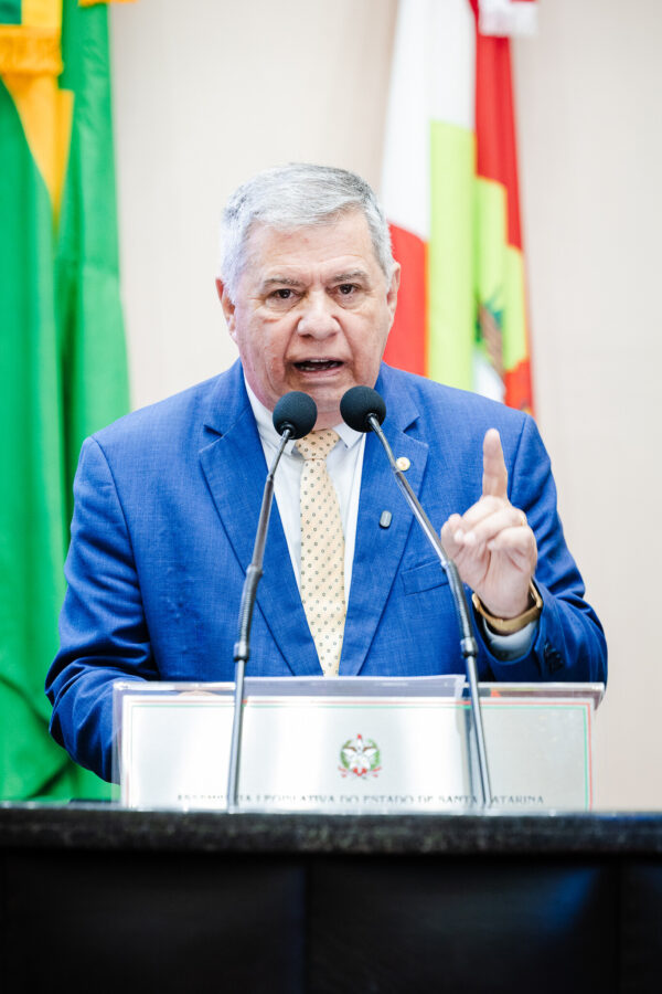 - Deputado Mário Motta (PSD)