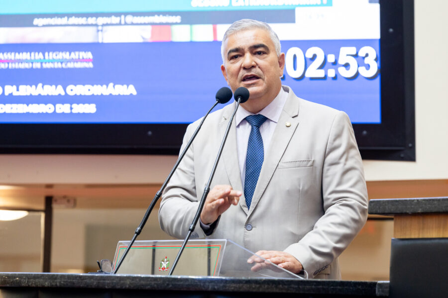 - Deputado Sargento Lima (PL)