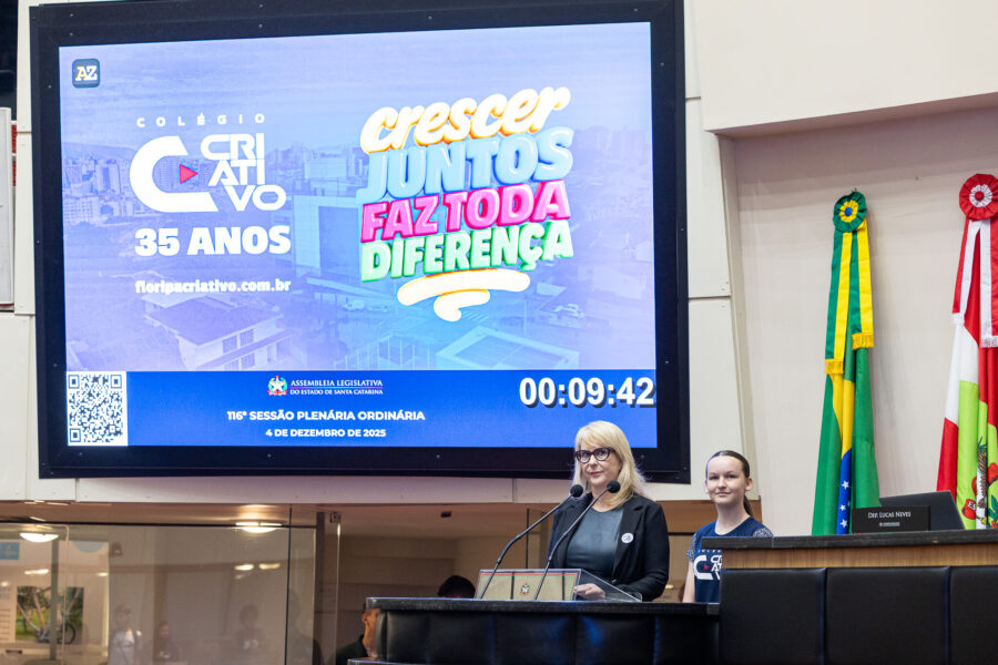 O pronunciamento aconteceu durante a sessão plenária desta quinta-feira (4).
