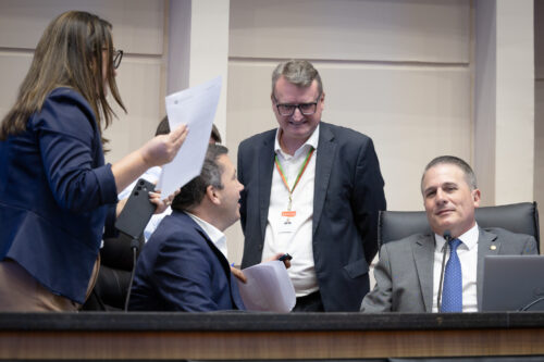 - Deputado Camilo Martins (Podemos) 	
 - Deputado Altair Silva (PP)