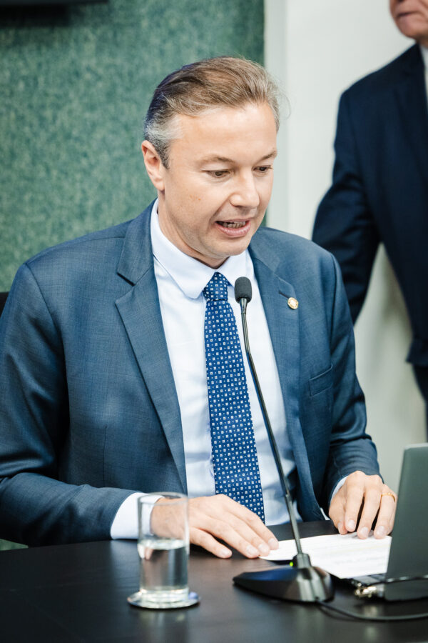 - Deputado Napoleão Bernardes (PSD)