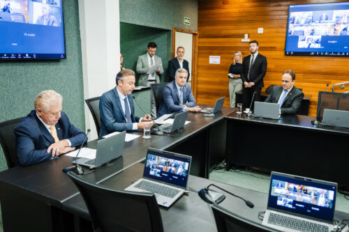 - Deputado Nilso Berlanda (PL)
 - Deputado Napoleão Bernardes (PSD) 	
 - Deputado Matheus Cadorin (NOVO) 	
 - Deputado Carlos Humberto (PL)