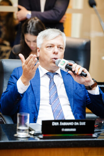 - Deputado Fabiano da Luz (PT)