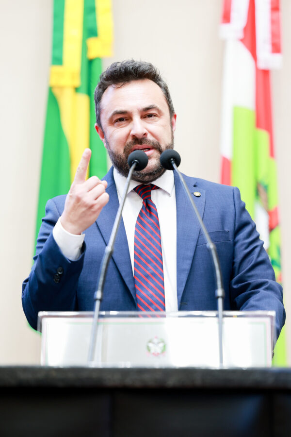 - Deputado Marcius Machado (PL)