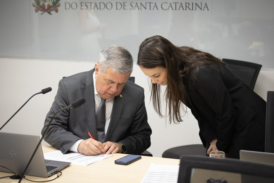 - Deputado Mário Motta (PSD)