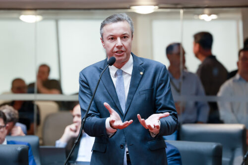- Deputado Napoleão Bernardes (PSD)