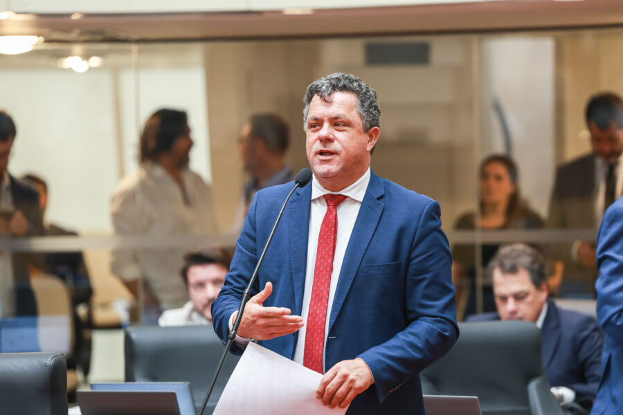 - Deputado Ivan Naatz (PL)