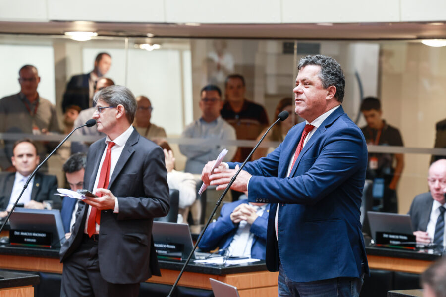 - Deputado Neodi Saretta (PT) 	
- Deputado Ivan Naatz (PL)