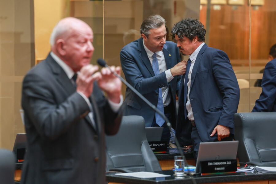 - Deputado Marcos Vieira (PSDB)