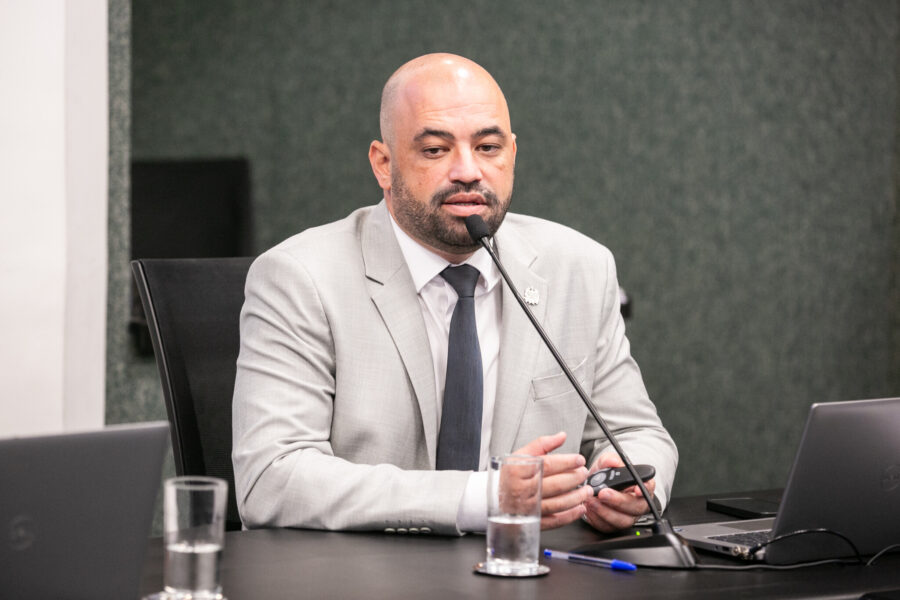 - Diogo Demarchi Silva - Secretário de Estado da Saúde de Santa Catarina.