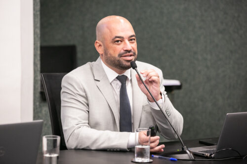 - Diogo Demarchi Silva - Secretário de Estado da Saúde de Santa Catarina.