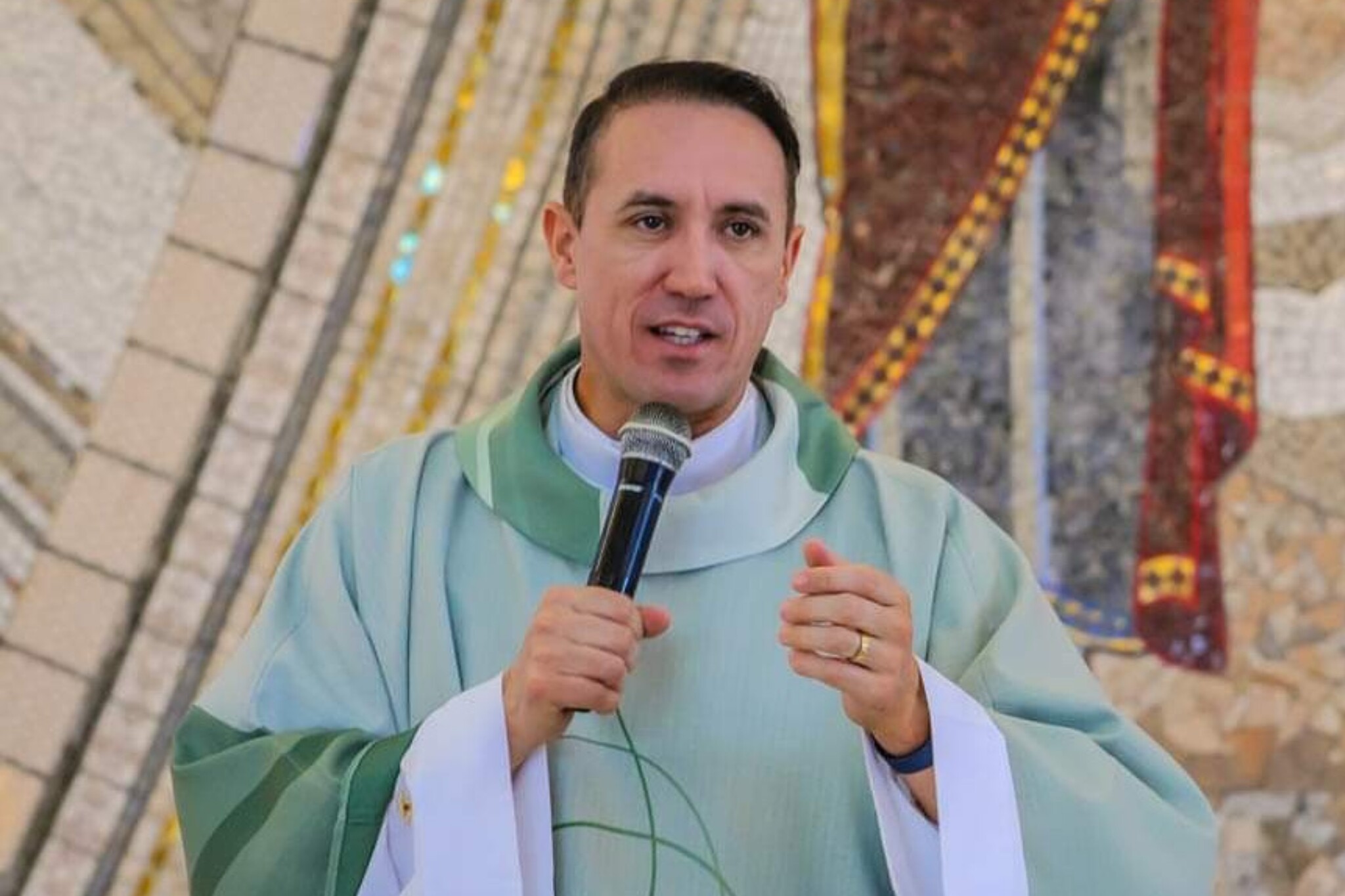 Padre Antônio Vander receberá a Comenda do Legislativo Catarinense ...