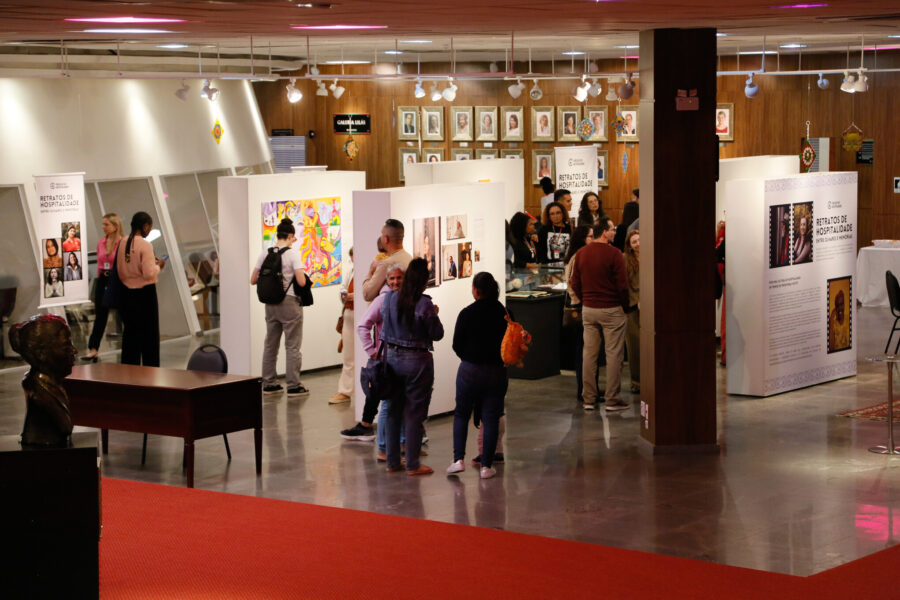 Trabalhos selecionados serão expostos na Galeria de Arte Ernesto Meyer Filho, da Alesc.