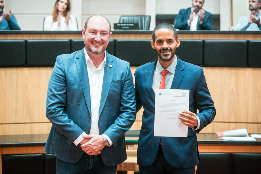 Deputado Mauro De Nadal e o servidor Claudio Oliveira