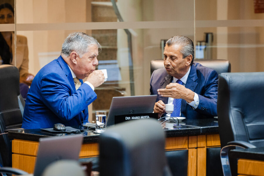 - Deputado Mário Motta (PSD)
 - Deputado Julio Garcia (PSD)