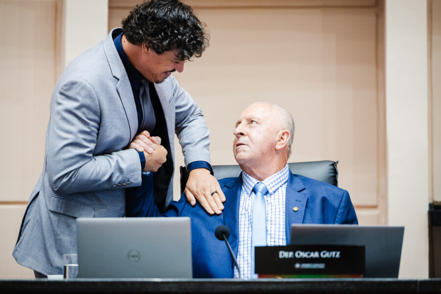 - Deputado Oscar Gutz (PL)