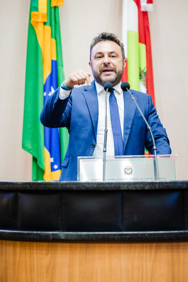 - Deputado Marcius Machado (PL)
