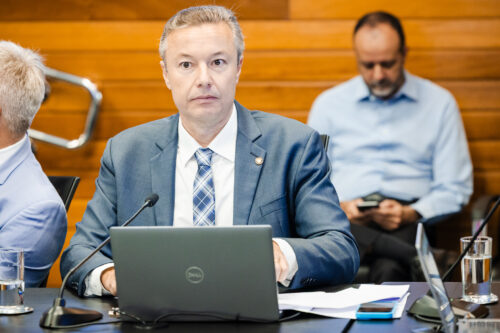 - Deputado Napoleão Bernardes (PSD)
