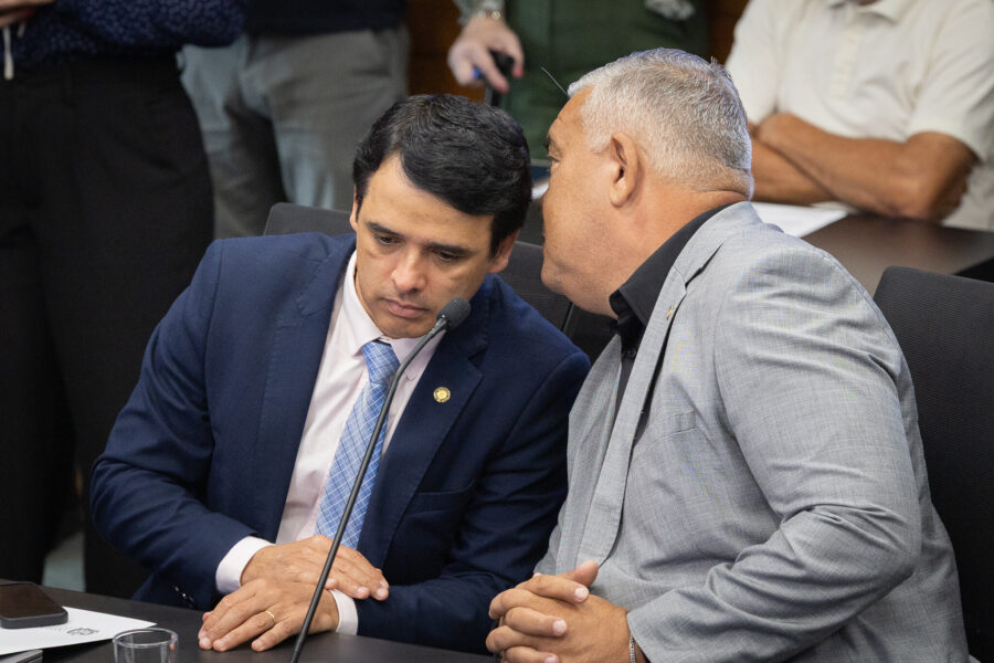 - Deputado Marcos da Rosa (União)
- Deputado Sargento Lima (PL)