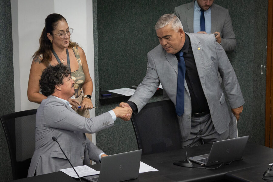 - Deputado Marquito (PSOL)
 - Deputado Sargento Lima (PL)