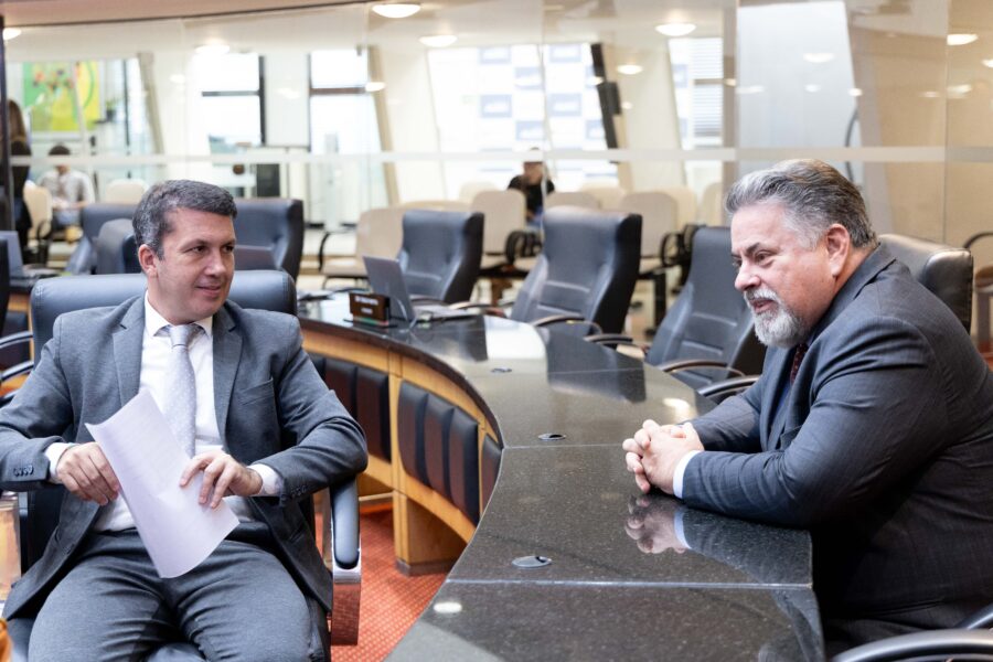 - Deputado Camilo Martins (Podemos) 	 - Deputado Sergio Motta (Republicanos)Ana Quinto / Agência AL